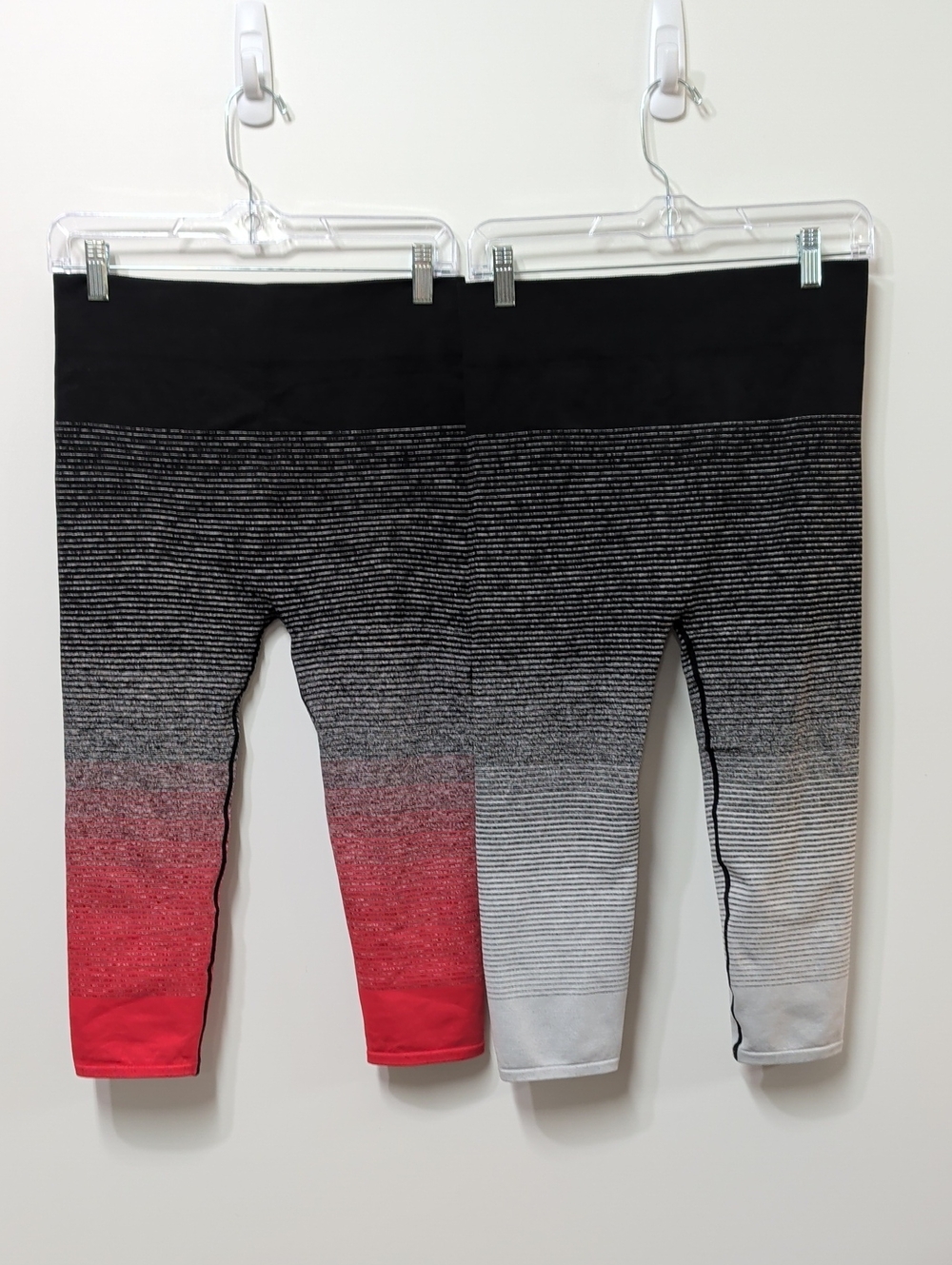 City Streets High-Waisted Ombré Cropped Leggings (Bundle of 2)